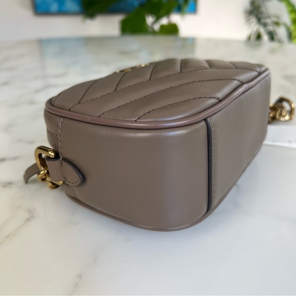 NWT Tory Burch Kira Chevron Small Camera Crossbody Bag Classic Taupe Leather - Picture 8 of 16